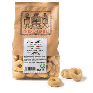 Tarallini traditionnel des Pouilles nature avec huile extra vierge d’olives